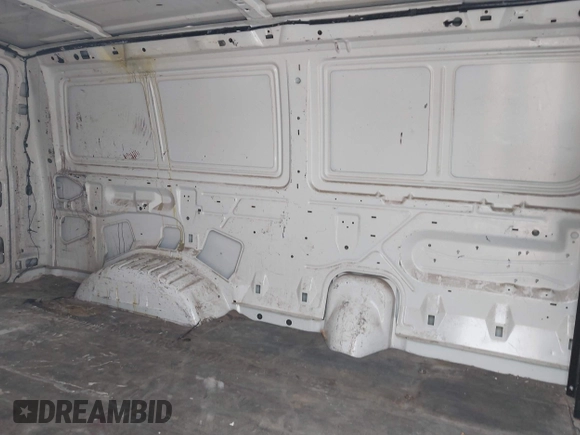 2000 Ford Econoline Cargo with VIN 1FTRE14W1YHB19251, listed as a IAAI auction lot 42114841 with 164,139 mi miles. Bid and sale history available at carsss.com. Image 8.