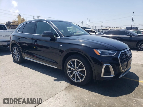2021 Audi Q5 Premium Plus with VIN WA1E2AFY2M2061809, listed as a Copart auction lot 56331075 with 31,631 mi miles and Salvage title. Bid and sale history available at DreamBid. Image 4.
