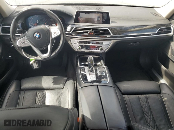 2022 BMW 7 Series 740i with VIN WBA7T2C08NCH20648, listed as a Copart auction lot 63519843 with 44,758 mi miles. Bid and sale history available at carsss.com. Image 8.