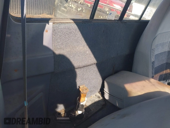 1992 Ford Ranger with VIN 1FTCR10U9NUA79454, listed as a IAAI auction lot 42696884 with 18,860 mi miles and . Bid and sale history available at DreamBid. Image 8.