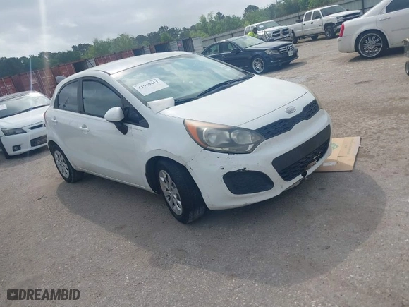2012 Kia Rio LX with VIN KNADM5A37C6094193, listed as a IAAI auction lot 41940411 with 166,626 mi miles. Bid and sale history available at carsss.com. Image 1.