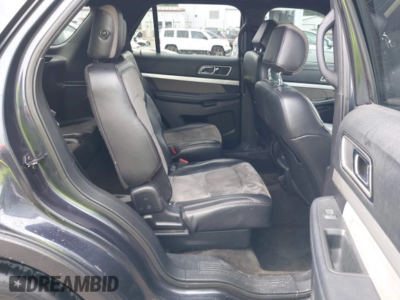 2017 Ford Explorer XLT with VIN 1FM5K7DH3HGD86498, listed as a IAAI auction lot 42002252 with 232,008 mi miles and . Bid and sale history available at DreamBid. Image 8.