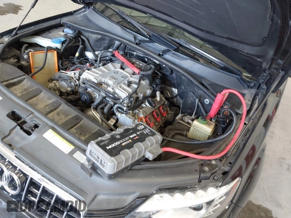 2013 Audi Q7 3.0T Premium Plus with VIN WA1LGAFE3DD015182, listed as a IAAI auction lot 42047442 with 113,003 mi miles. Bid and sale history available at carsss.com. Image 12.
