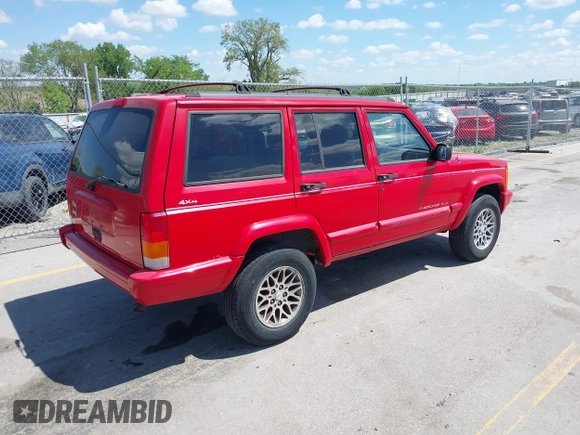 1997 Jeep Cherokee Country with VIN 1J4FJ78SXVL568925, listed as a IAAI auction lot 42254459 with Not provided miles and . Bid and sale history available at DreamBid. Image 4.