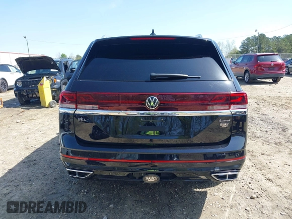 2024 Volkswagen Atlas SEL Premium R-Line z VIN 1V2FR2CAXRC524508, wystawiony jako IAAI lot #41922839 z przebiegiem 53 393 mil mil oraz . Historia ofert i sprzedaży dostępna na DreamBid. Obrazek 16.