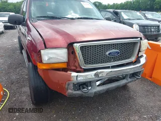 2004 Ford F-250 XL z VIN 1FTNX21L24EB13706, wystawiony jako IAAI lot #42299868 z przebiegiem 264 740 mil mil oraz . Historia ofert i sprzedaży dostępna na DreamBid. Obrazek 6.