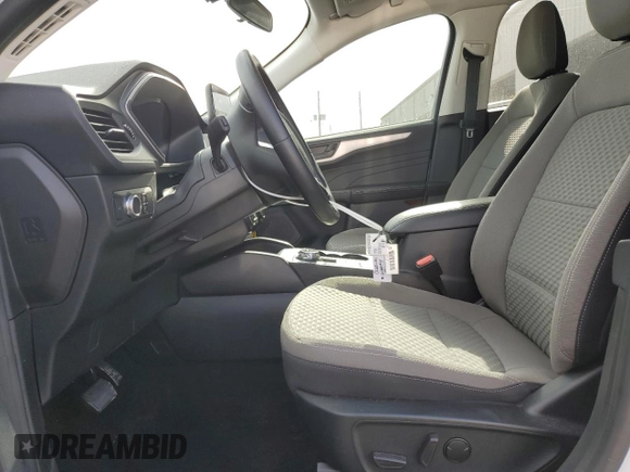 2022 Ford Escape SE z VIN 1FMCU0G63NUB40275, wystawiony jako Copart lot #52416065 z przebiegiem 17 472 mil mil oraz Szkoda całkowita • Salvage title. Historia ofert i sprzedaży dostępna na DreamBid. Obrazek 7.