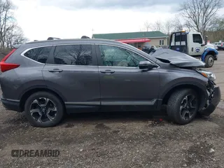 2018 Honda CR-V Touring with VIN 7FARW2H98JE040757, listed as a IAAI auction lot 42044927 with 1 mi miles. Bid and sale history available at carsss.com. Image 12.