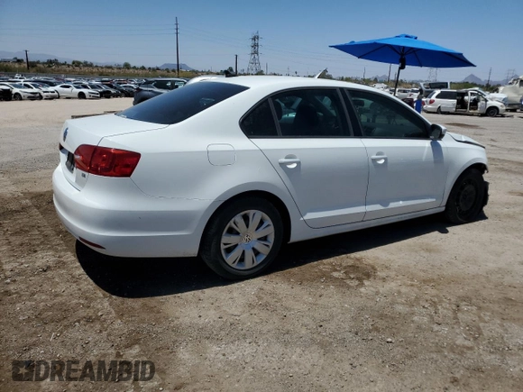2014 Volkswagen Jetta SE with VIN 3VWD17AJ0EM267333, listed as a Copart auction lot 57684255 with 130,141 mi miles and Salvage title. Bid and sale history available at DreamBid. Image 3.