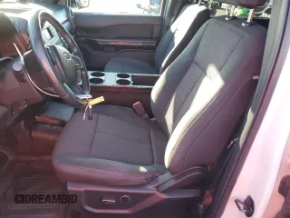 2018 Ford Expedition XL z VIN 1FMJU1GT2JEA03268, wystawiony jako Copart lot #45764335 z przebiegiem 148 626 mil mil oraz Czysty tytuł • Clean title. Historia ofert i sprzedaży dostępna na DreamBid. Obrazek 7.