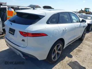2020 Jaguar F-Pace S with VIN SADCM2FV5LA638361, listed as a IAAI auction lot 41670773 with 33,312 mi miles and . Bid and sale history available at DreamBid. Image 4.