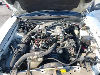2000 Ford Mustang with VIN 1FAFP4441YF251618, listed as a IAAI auction lot 42439813 with 197,178 mi miles and . Bid and sale history available at DreamBid. Image 10.