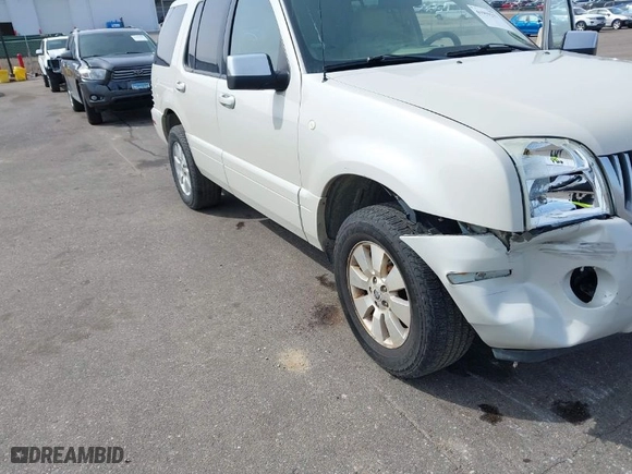 2006 Mercury Mountaineer Premier with VIN 4M2EU48866UJ13149, listed as a IAAI auction lot 41959257 with 143,082 mi miles. Bid and sale history available at carsss.com. Image 13.