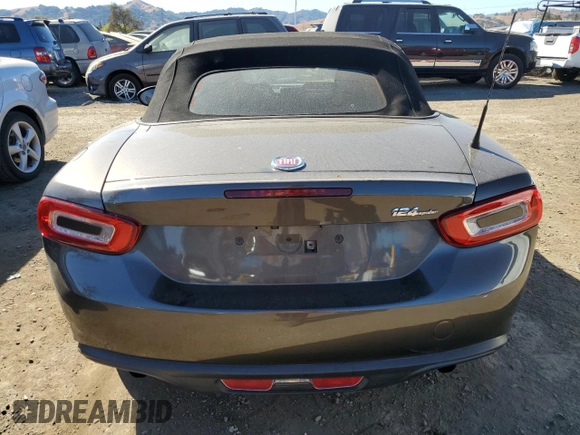 2017 FIAT 124 Spider Classica with VIN JC1NFAEK3H0102762, listed as a Copart auction lot 77466204 with 26,600 mi miles and Salvage title. Bid and sale history available at DreamBid. Image 6.