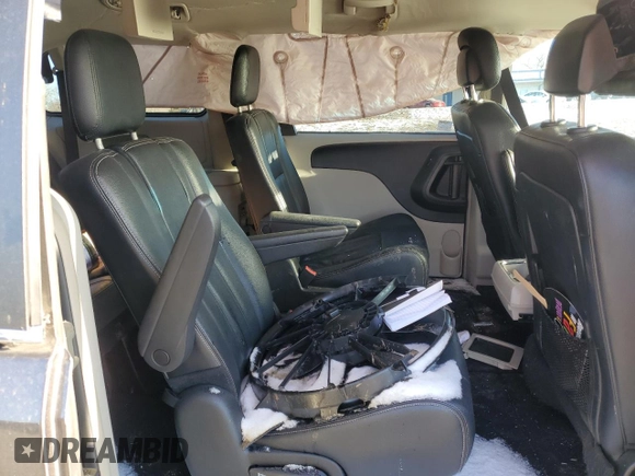 2015 Chrysler Town & Country Touring with VIN 2C4RC1BG8FR739999, listed as a Copart auction lot 45350415 with 133,664 mi miles and Salvage Title. Bid and sale history available at carsss.com. Image 12.