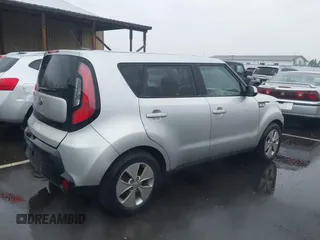 2016 Kia Soul z VIN KNDJN2A25G7820626, wystawiony jako IAAI lot #41760941 z przebiegiem 119 173 mil mil oraz . Historia ofert i sprzedaży dostępna na DreamBid. Obrazek 4.