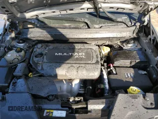 2015 Jeep Cherokee Latitude with VIN 1C4PJLCB3FW565942, listed as a Copart auction lot 46347345 with 188,038 mi miles and Non Repairable. Bid and sale history available at carsss.com. Image 12.