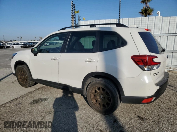2021 Subaru Forester with VIN JF2SKADC7MH581373, listed as a Copart auction lot 87858085 with 26,024 mi miles and Salvage Title. Bid and sale history available at carsss.com. Image 2.