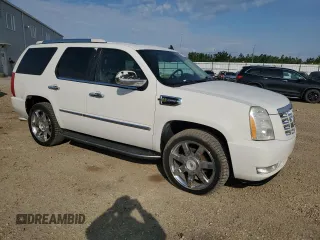 2009 Cadillac Escalade z VIN 1GYFK43559R235239, wystawiony jako Copart lot #59569495 z przebiegiem 142 969 mil mil oraz Tytuł czysty. Historia ofert i sprzedaży dostępna na DreamBid. Obrazek 4.