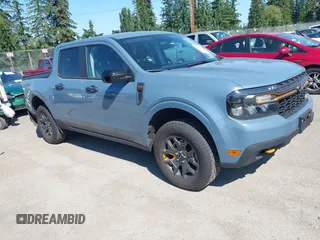 2024 Ford Maverick XLT Advanced z VIN 3FTTW8C95RRB00421, wystawiony jako IAAI lot #42402333 z przebiegiem 7 363 mil mil oraz . Historia ofert i sprzedaży dostępna na DreamBid. Obrazek 1.