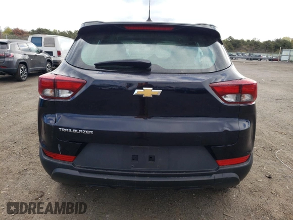 2021 Chevrolet TrailBlazer LS with VIN KL79MMS27MB126915, listed as a Copart auction lot 54515904 with 67,341 mi miles and . Bid and sale history available at DreamBid. Image 6.