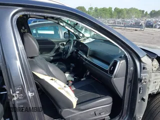 2024 Kia Sorento EX z VIN 5XYRH4JF7RG298595, wystawiony jako IAAI lot #42177922 z przebiegiem 11 963 mil mil oraz . Historia ofert i sprzedaży dostępna na DreamBid. Obrazek 5.