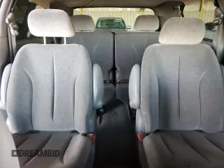 2002 Dodge Caravan ES with VIN 2B8GP54L42R778771, listed as a Copart auction lot 82879134 with 231,546 mi miles and Salvage Title. Bid and sale history available at carsss.com. Image 10.