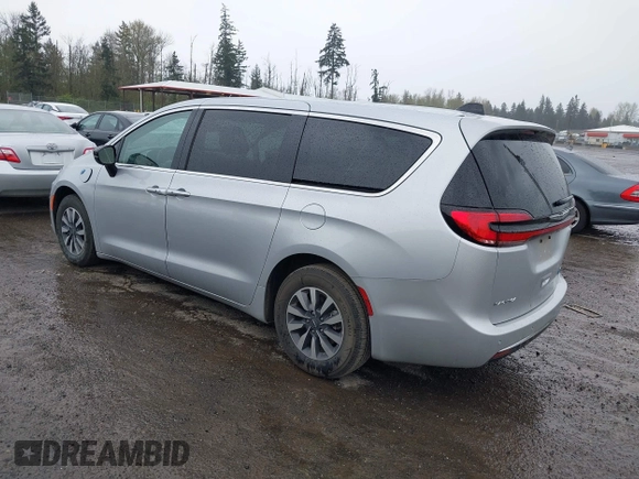 2024 Chrysler Pacifica Hybrid Select z VIN 2C4RC1S71RR141743, wystawiony jako IAAI lot #42019686 z przebiegiem 17 638 mil mil oraz . Historia ofert i sprzedaży dostępna na DreamBid. Obrazek 3.