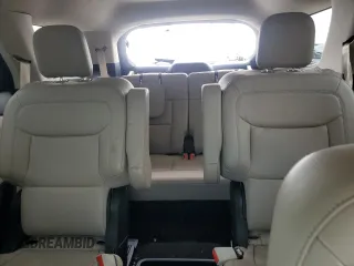 2020 Ford Explorer XLT z VIN 1FMSK7DH1LGB80124, wystawiony jako Copart lot #53377115 z przebiegiem 107 779 mil mil oraz Szkoda całkowita • Salvage title. Historia ofert i sprzedaży dostępna na DreamBid. Obrazek 10.