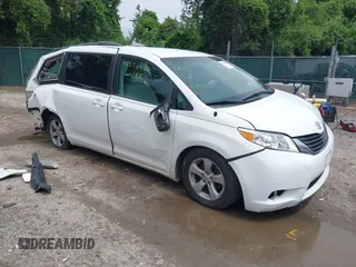 2011 Toyota Sienna LE AAS с VIN 5TDKK3DC5BS031348, выставлен на аукционе IAAI как лот 42376460 с пробегом 141 716 миль миль и . История ставок и продаж доступна на DreamBid. Изображение 1.
