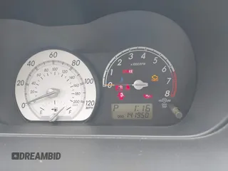2004 Scion xA z VIN JTKKT624640062861, wystawiony jako IAAI lot #42193302 z przebiegiem 141 950 mil mil oraz . Historia ofert i sprzedaży dostępna na DreamBid. Obrazek 7.