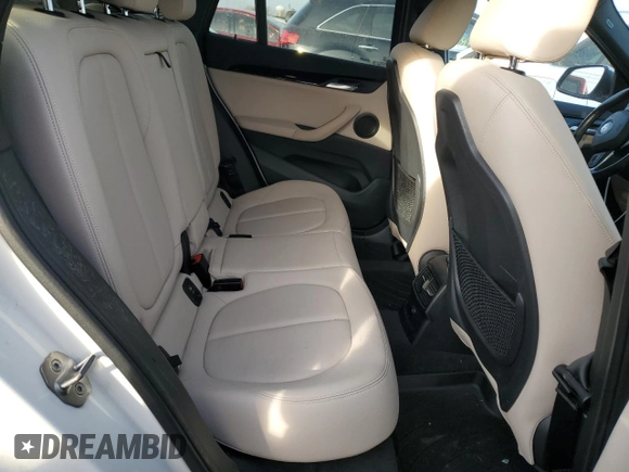 2018 BMW X1 xDrive28i with VIN WBXHT3C34J5L26974, listed as a Copart auction lot 72860592 with 45,220 mi miles. Bid and sale history available at carsss.com. Image 10.