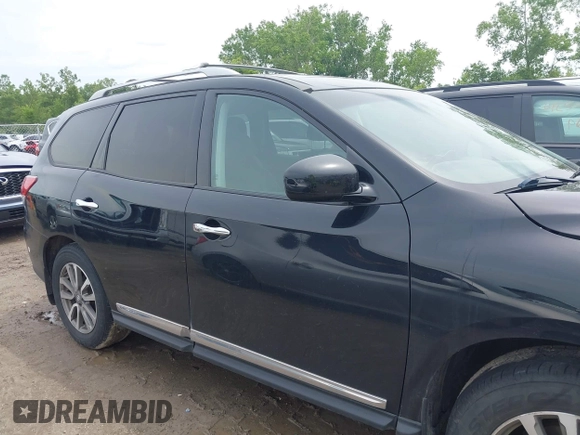 2013 Nissan Pathfinder Platinum with VIN 5N1AR2MM9DC605668, listed as a IAAI auction lot 42528542 with 142,956 mi miles and . Bid and sale history available at DreamBid. Image 13.