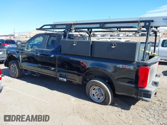 2023 Ford F-250 XL with VIN 1FT7X2BA0PEC77885, listed as a IAAI auction lot 41467085 with 36,280 mi miles and . Bid and sale history available at DreamBid. Image 14.