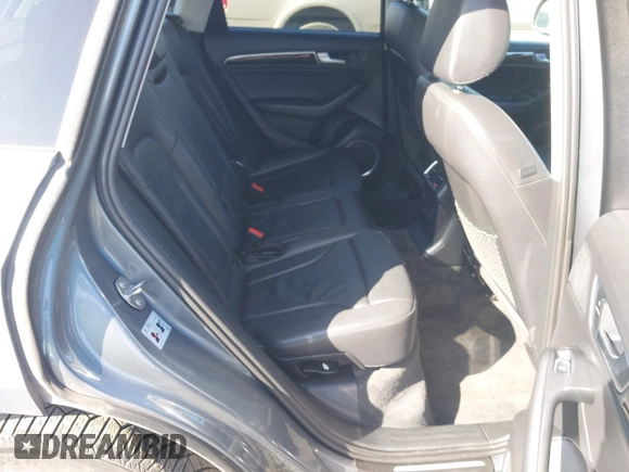 2014 Audi Q5 Premium Plus z VIN WA1LFAFP4EA046884, wystawiony jako IAAI lot #41966231 z przebiegiem 69 940 mil mil oraz . Historia ofert i sprzedaży dostępna na DreamBid. Obrazek 8.