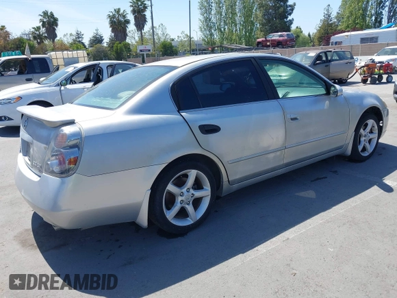 2005 Nissan Altima 3.5 SE with VIN 1N4BL11D85C199530, listed as a IAAI auction lot 42096983 with 92,906 mi miles. Bid and sale history available at carsss.com. Image 4.