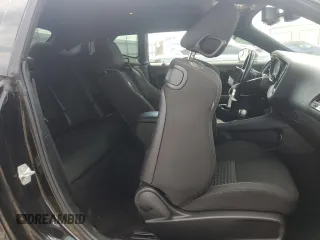 2019 Dodge Challenger R/T Scat Pack z VIN 2C3CDZFJ9KH750103, wystawiony jako Copart lot #56277845 z przebiegiem 58 018 mil mil oraz Szkoda całkowita • Salvage title. Historia ofert i sprzedaży dostępna na DreamBid. Obrazek 10.