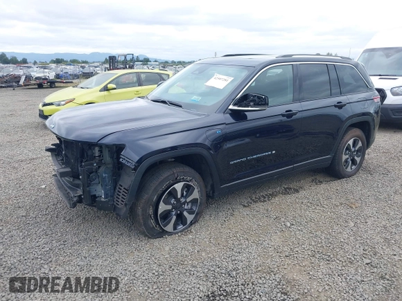 2024 Jeep Grand Cherokee z VIN 1C4RJYB65R8959249, wystawiony jako IAAI lot #42507281 z przebiegiem 26 904 mil mil oraz . Historia ofert i sprzedaży dostępna na DreamBid. Obrazek 18.