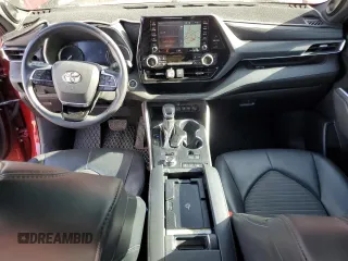 2021 Toyota Highlander XSE with VIN 5TDJZRBH0MS119686, listed as a Copart auction lot 56765235 with 82,324 mi miles and Salvage title. Bid and sale history available at DreamBid. Image 8.