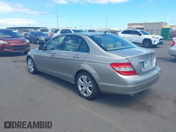 2008 Mercedes-Benz C 300 Sport с VIN WDDGF54X58F133255, выставлен на аукционе IAAI как лот 42543589 с пробегом 47 072 миль миль и . История ставок и продаж доступна на DreamBid. Изображение 3.