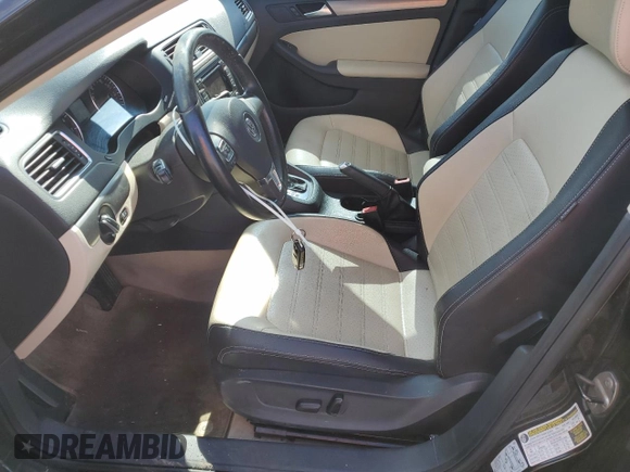 2013 Volkswagen Jetta SEL с VIN 3VWLP7AJ6DM379787, выставлен на аукционе Copart как лот 59637205 с пробегом 99 460 миль миль и Списание • Salvage title. История ставок и продаж доступна на DreamBid. Изображение 7.