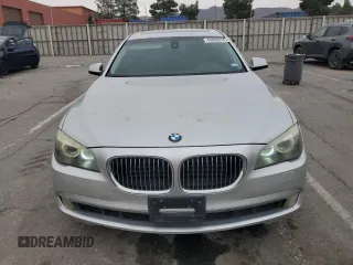 2009 BMW 7 Series 750Li with VIN WBAKB83529CY62069, listed as a Copart auction lot 44820915 with 123,684 mi miles and Salvage title. Bid and sale history available at DreamBid. Image 5.