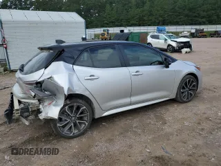 2022 Toyota Corolla Hatchback XSE with VIN JTNA4MBE4N3189794, listed as a Copart auction lot 74060184 with 55,628 mi miles and Salvage Title. Bid and sale history available at carsss.com. Image 3.