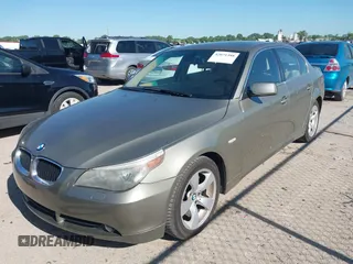 2005 BMW 5 Series 525i with VIN WBANA53515B860554, listed as a IAAI auction lot 42071388 with 122,042 mi miles. Bid and sale history available at carsss.com. Image 6.