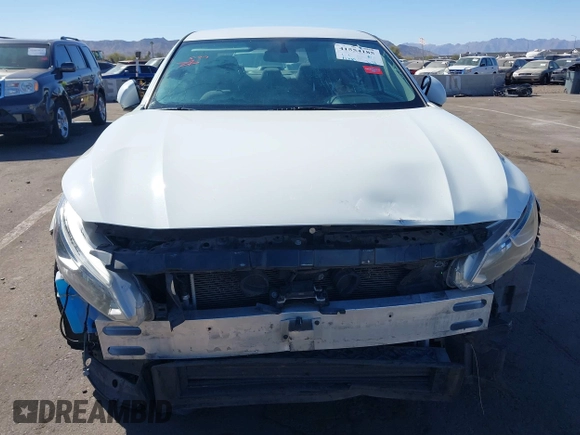 2019 Nissan Altima S with VIN 1N4BL4BV0KC217944, listed as a IAAI auction lot 41554185 with 121,514 mi miles and . Bid and sale history available at DreamBid. Image 12.