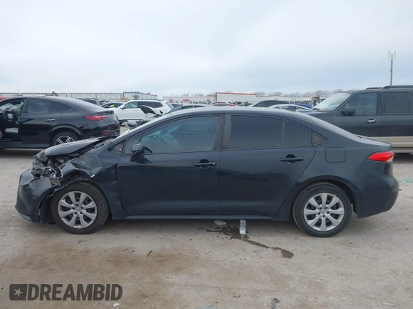 2020 Toyota Corolla LE with VIN 5YFEPRAE0LP021439, listed as a IAAI auction lot 41278038 with 138,614 mi miles. Bid and sale history available at carsss.com. Image 14.