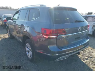 2018 Volkswagen Atlas 3.6L V6 SEL with VIN 1V2MR2CA1JC553522, listed as a IAAI auction lot 41020523 with 137,116 mi miles. Bid and sale history available at carsss.com. Image 3.