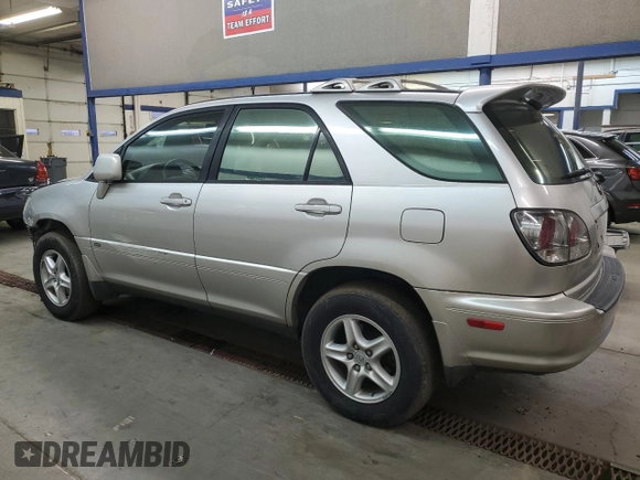 2001 Lexus RX 300 with VIN JTJHF10U310213467, listed as a Copart auction lot 83405024 with 177,059 mi miles and Salvage Title. Bid and sale history available at carsss.com. Image 2.