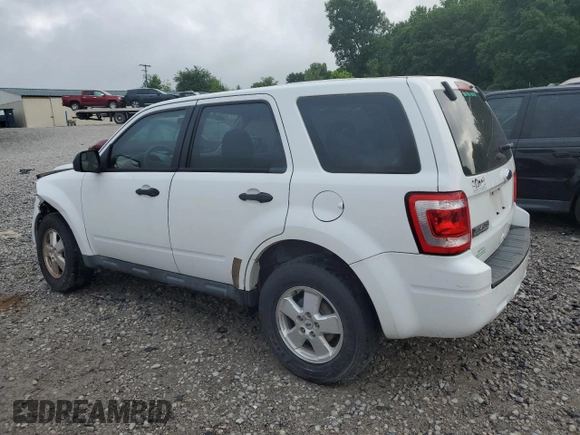 2011 Ford Escape XLS z VIN 1FMCU0C79BKB47155, wystawiony jako Copart lot #60277365 z przebiegiem 124 799 mil mil oraz Czysty tytuł • Clean title. Historia ofert i sprzedaży dostępna na DreamBid. Obrazek 2.