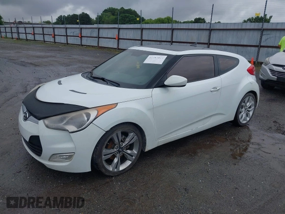 2012 Hyundai Veloster w/Gray Int с VIN KMHTC6ADXCU074298, выставлен на аукционе IAAI как лот 42353923 с пробегом 129 114 миль миль и . История ставок и продаж доступна на DreamBid. Изображение 2.